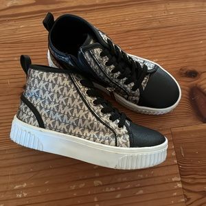 Super cute, only worn ones